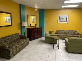 Private Room Near Coliseo De Puerto Rico sleep 22 5 Bunk Beds Sofa Bed, San Juan